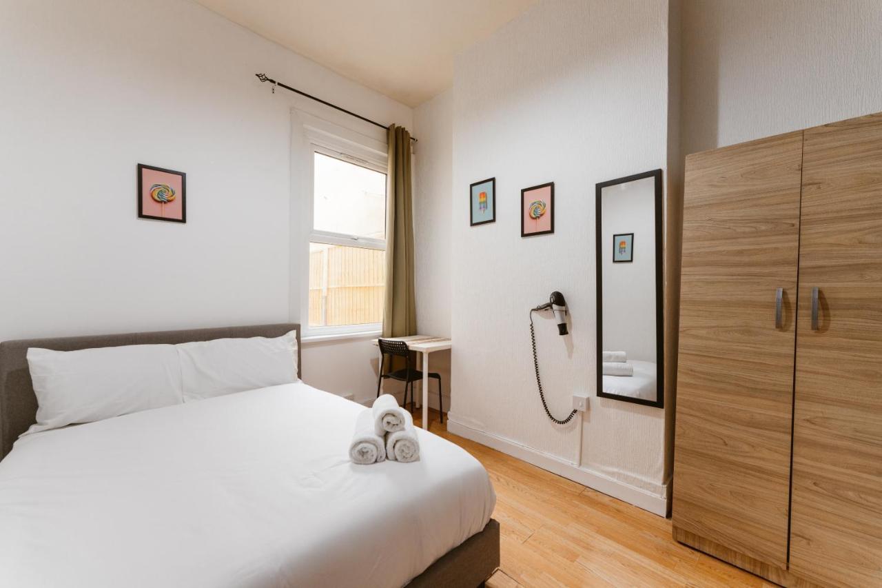 Great In Plaistow * Londra