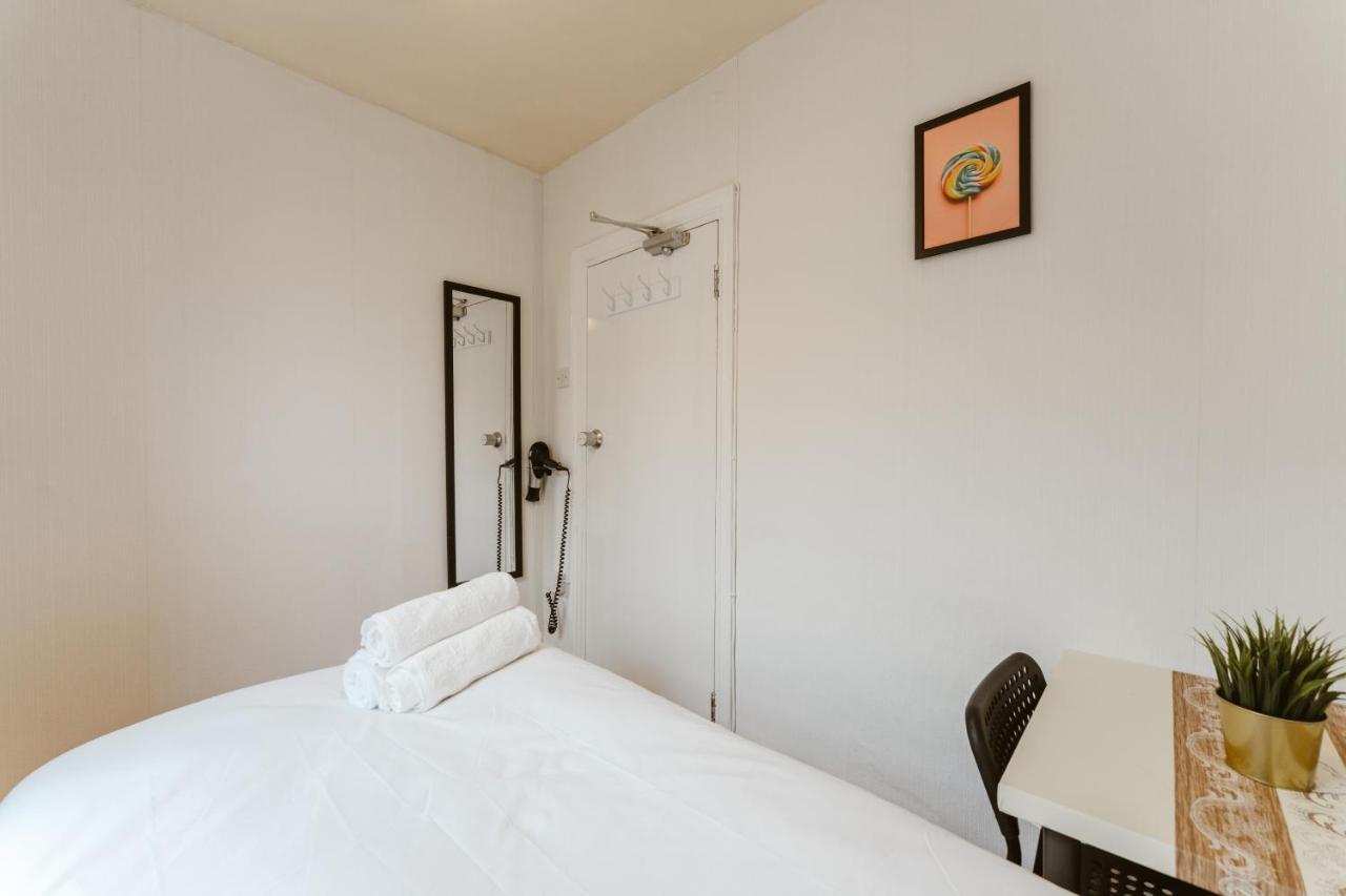 Great In Plaistow * Londra